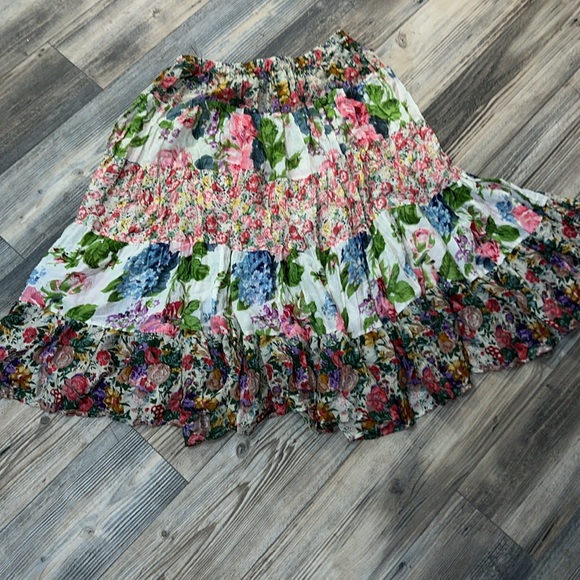 GORGEOUS 80’s Gitano skirt - Picture 6 of 9